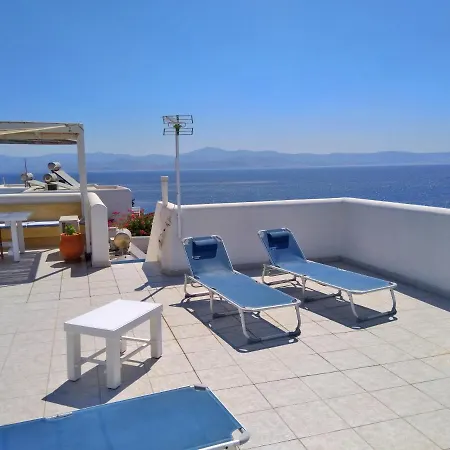 Danae - Seaside With Pool & Hot Tub *