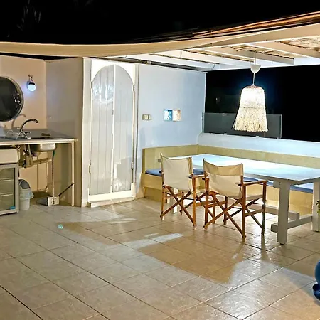 Danae - Seaside With Pool & Hot Tub * Piso Livadi