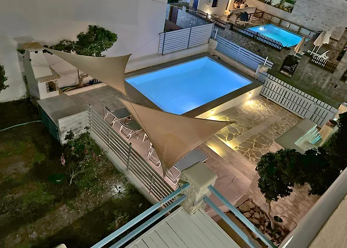 Villa Danae - Seaside With Pool & Hot Tub *