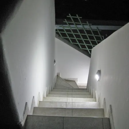 Villa Danae - Seaside With Pool & Hot Tub Piso Livadi